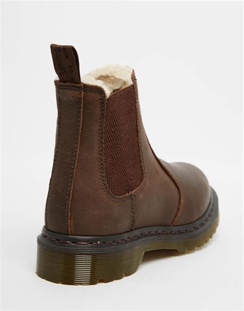 Lined Chelsea Boots 